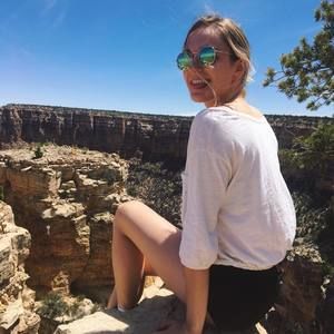 Meet your Posher, Amber